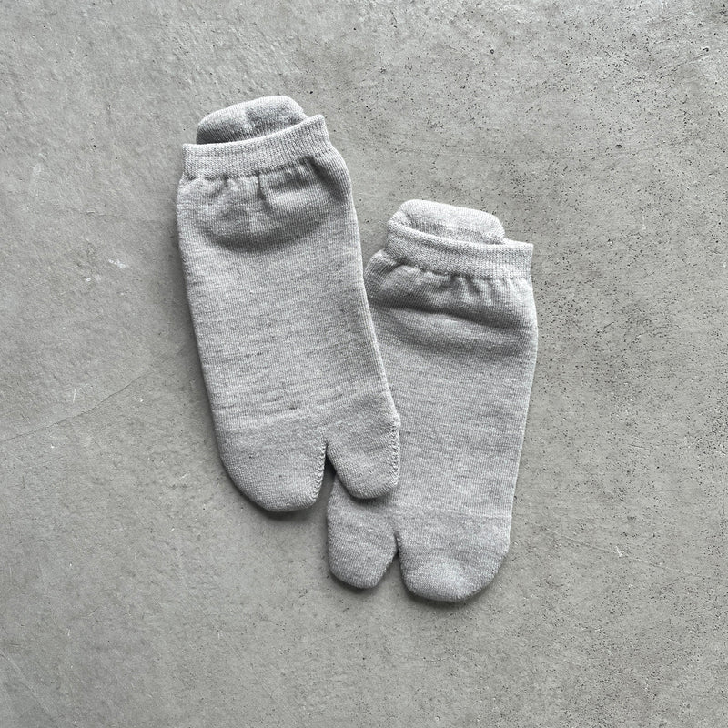 8-0452 | Tabi-style pile socks ankle length