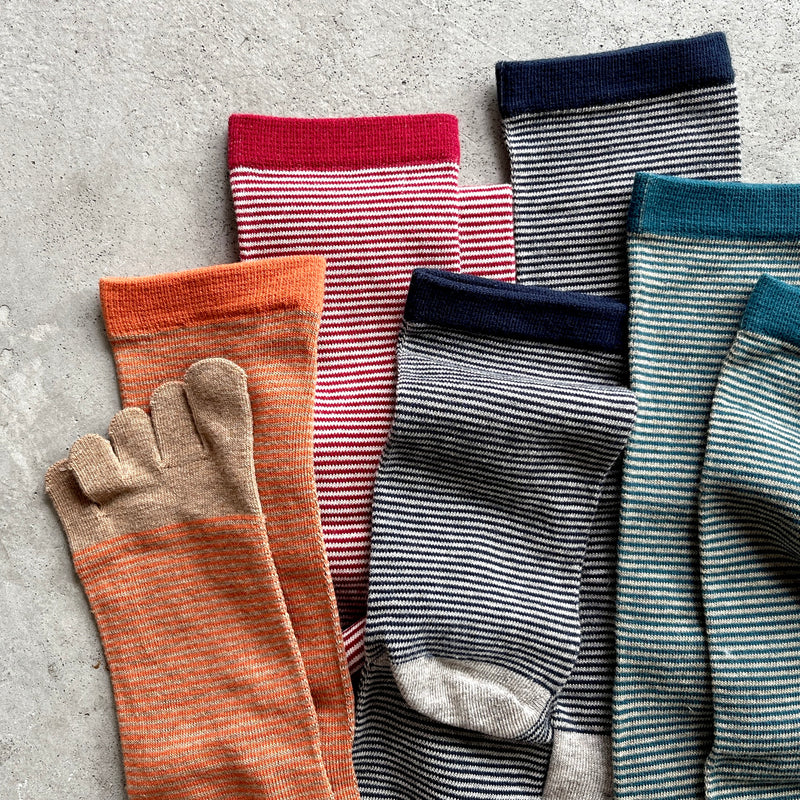 4-4002｜Organic Cotton Yak Toe Socks